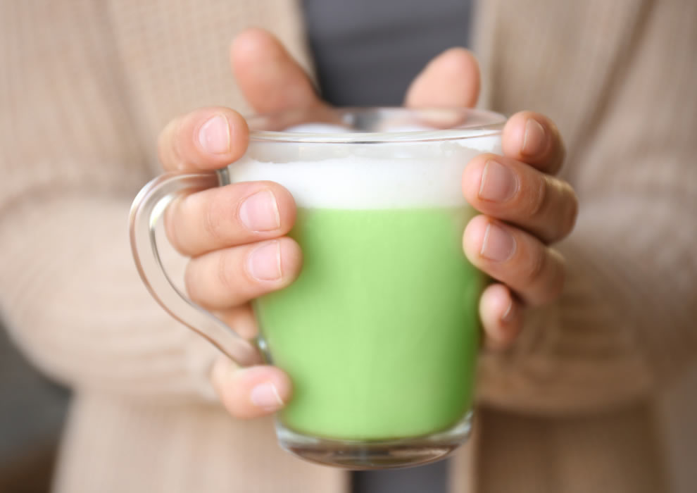 ¿Cómo preparar té matcha con leche?